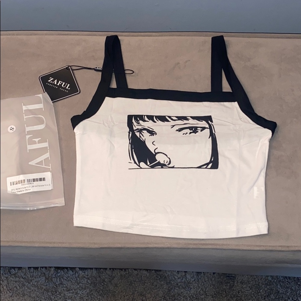 BNWT zaful crop top
